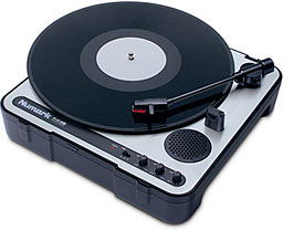 NuMark PT-01USB Turntable